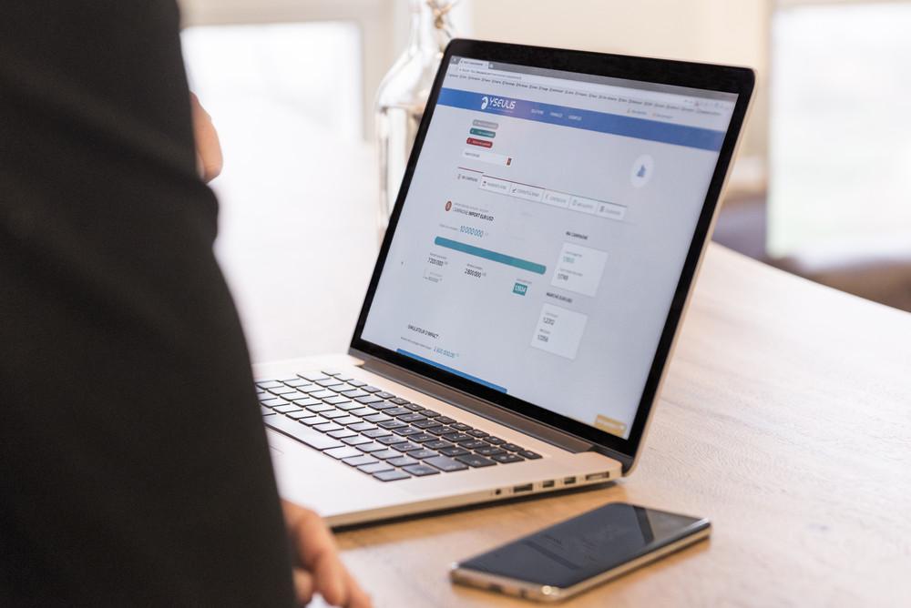 Yseulis, un espace de travail qui automatise votre gestion des risques de change. Yseulis, un espace de travail qui automatise votre gestion des risques de change.